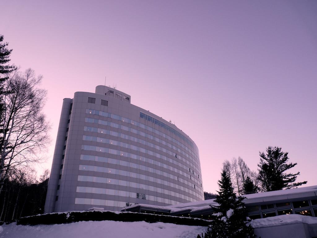 Shin Furano Prince Hotel Exterior photo Sapporo Medical University Hospital